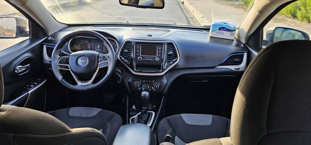 جيب شيروكي بزون موديل ٢٠١٧ سيارة جاهزة مال بيت بااسمنا كير ومحرك بشرط بلنسبة للصبغ نص قطعة نعطيك قطعة بدون داخل محرك ٢٤٠٠ عنوان السيارة موصل السعر ١٣٠ أربيل, العراق


**إذا كنت صاحب هذا الإعلان وتريد حذفه لأي سبب، رجاءا أرسل رسالة إلى الدعم الفني**