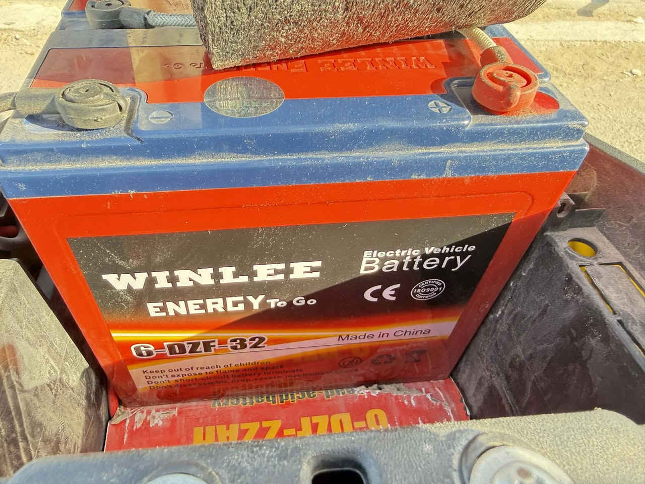 سلام عليكم دراجه R9دراجه حلوه ونضيفه ستعمال قليل بطاريات كبار 32 امبير  دراجه موديل 2025 بريكات هورن لايتات المكان البصره الزبير السعر 400وبيه مجال حك الجيه رقمي ***********
