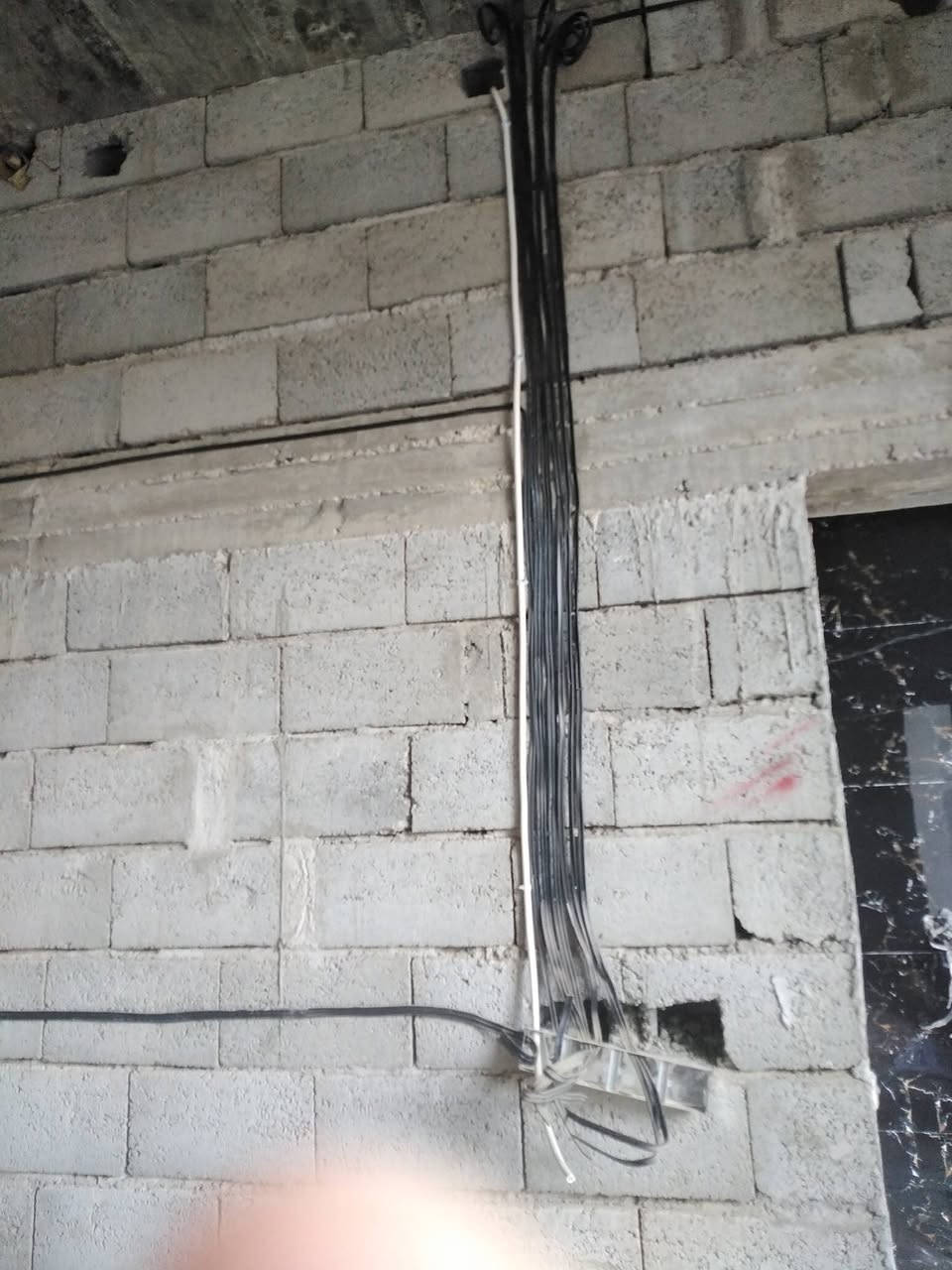 اصطه تسيس كهربامتفرغ عام شقل فول وكدام العين ربط وطني 
وبسعر مناسب ***********
