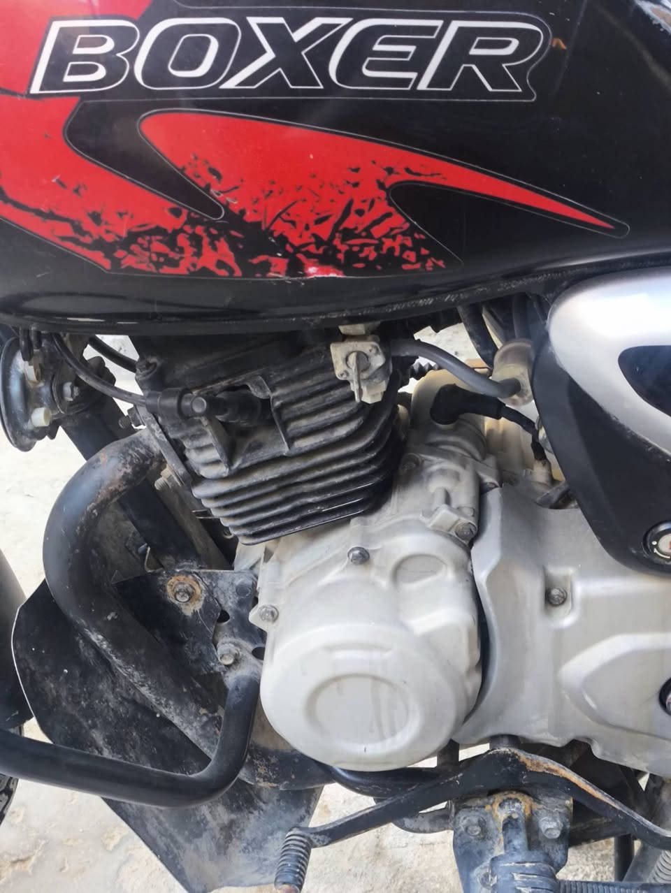 دراجة بوكسر موديل 22مرقمةنضيفة مبدل بس كلجات الكير نضيفة  كاملة سنوية 2028 مكانهة محافضة الديوانية 
سعر مليون و800
الرقم ***********
