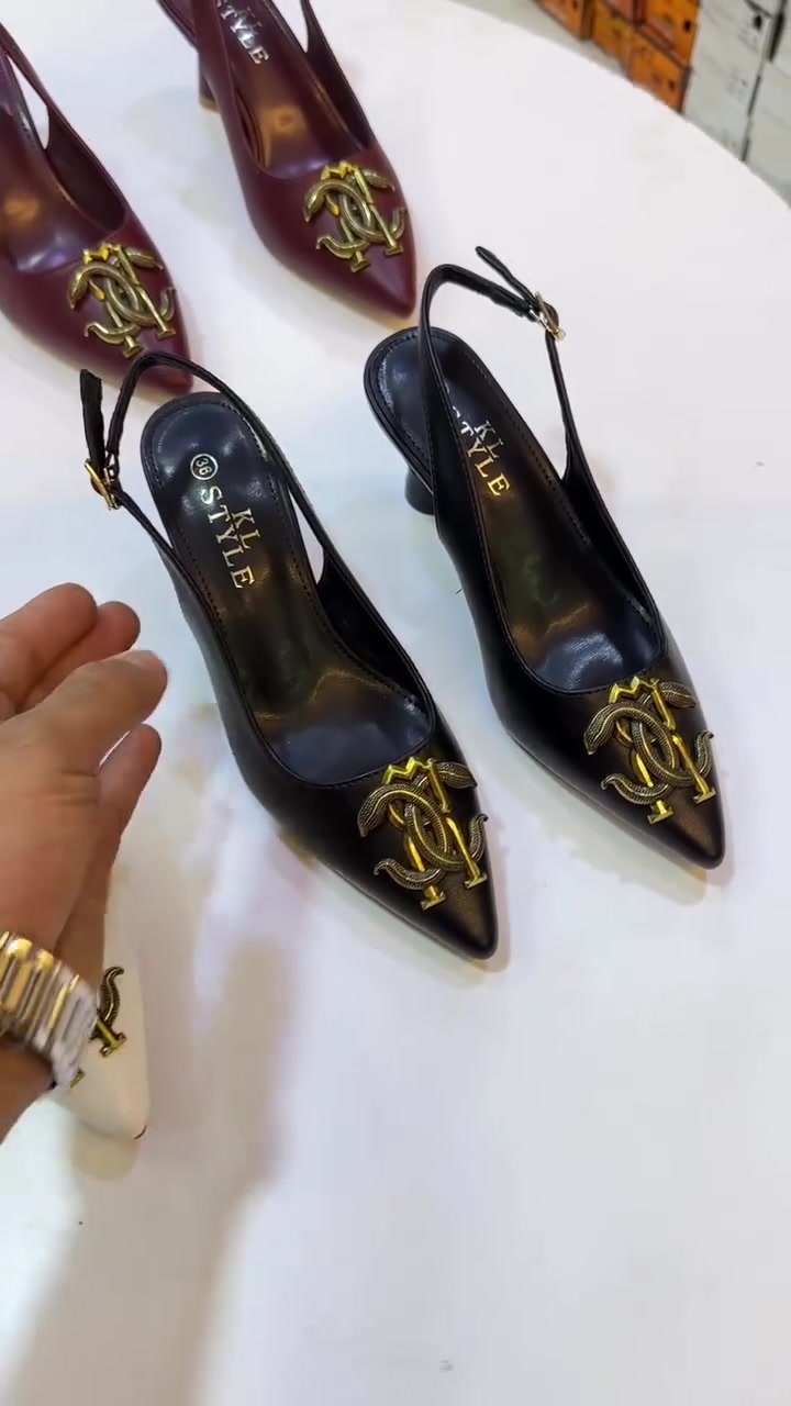 احدث موديلات من معرض 👜👢👠

سعر 18 الف

قياس 36_37_38_39_40

گه هاندن يا هه ي بو هه مي جها 🚕

يوجد خدمة توصيل جميع محافظات 🚕

داخل دهوك 3 الف

توصيل جميع محافظات عيراق و كوردستان 5 الف


**إذا كنت صاحب هذا الإعلان وتريد حذفه لأي سبب، رجاءا أرسل رسالة إلى الدعم الفني**