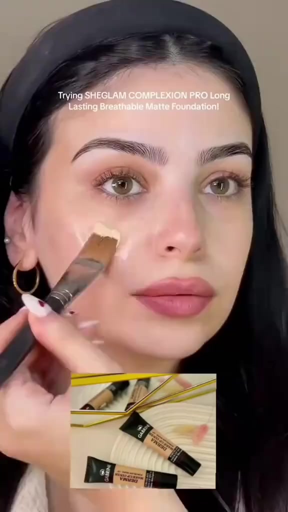 *▫️دفعة جديدة 💞*
▫️كريم مكياج كابريني الأصلي
▫️كريم  *GABRINI*  الأصلي 💯
▫️كريم أساس سيليكون 8in1
◻️خافي عيوب (فونديشن) 
◻️يشد البشرة 
◻️توحيد لون البشرة
◻️ناشف (مت) بدون لمعة
◻️يعمل بتأثير البوتكس 
◻️صقل تجاعيد الوجه والخطوط الدقيقة 140 تواصي


**إذا كنت صاحب هذا الإعلان وتريد حذفه لأي سبب، رجاءا أرسل رسالة إلى الدعم الفني**