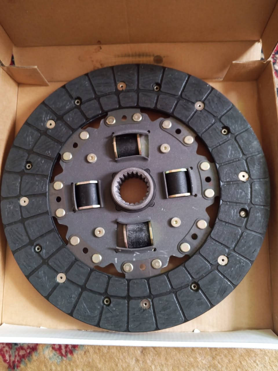 السلام عليكم
متوفر  جملة ومفرد 💯
صينيه كلتش يابانيه هايلكس هايسه بيكاب من شركه wAslN
 السعر (6) دينار العدد (60)وحده
رقمي 
***********
