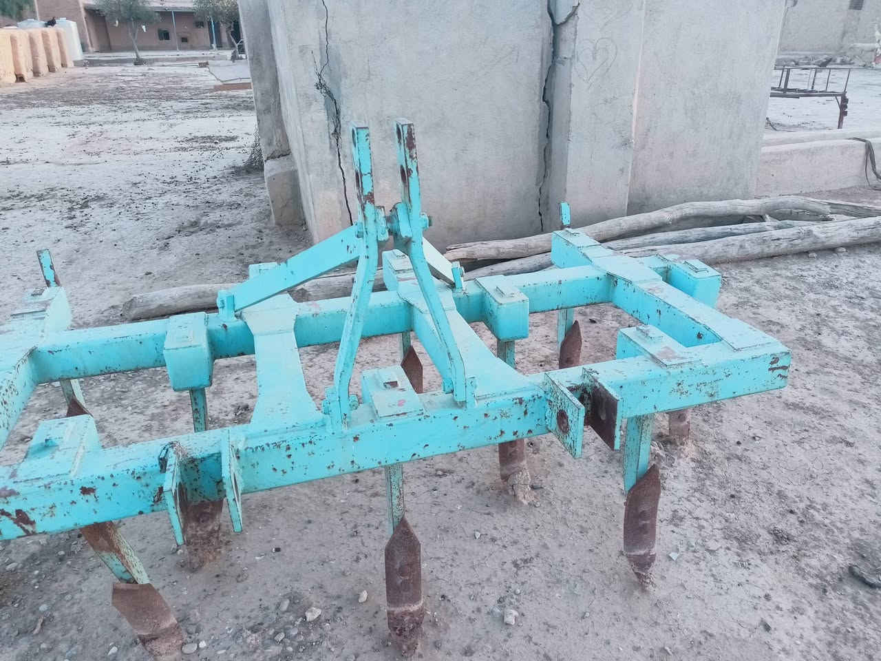 السلام عليكم مكلف بالنشر خرماشه 11سجه للبيع المكان كركوك الحويجه للاستفسار  ***********
