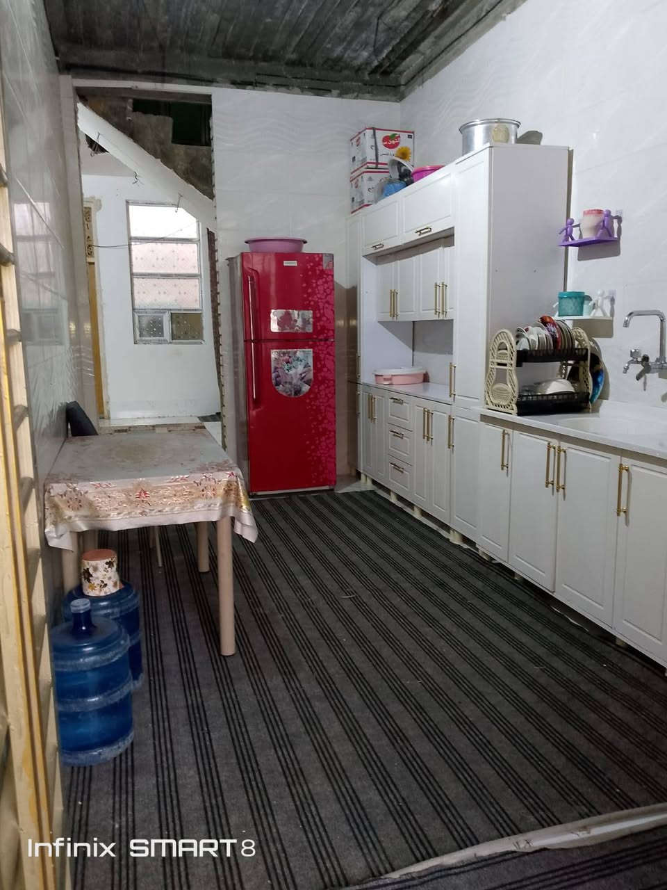 بيت للبيع بالقسط - كربلاء طويريج الرجيبه حي العسكري
المساحة: 168 متر (طابق واحد).
المحتويات: غرفه نوم وحده + صالة + استقبال +مجمع صحيات داخلي وخارجي+ مطبخ 
الموقع: طويريج الرجيبه حي العسكري
السعر: 85

للتفاصيل اكثر تواصلوا وياي
***********
