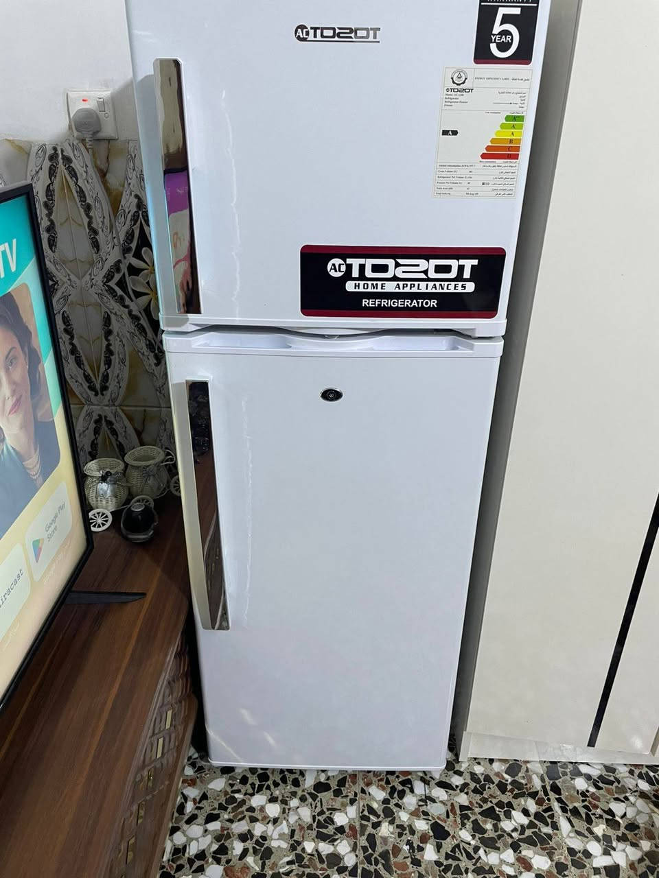 السلام عليكم للبيع بلازما حجم ٥٥ مستعمل مره وحده فقط مشغله قبل أسبوع اشتريته بعده جديد كللش الله شاهد مشغله مره وحده وثلاجه حجم ١٢ قدم ممستعمله ابدد ضمان الثلاجه سنتين بعده صار سبوع سبب البيع مكان ماعندي بل غرفه الاستفسار ***********
