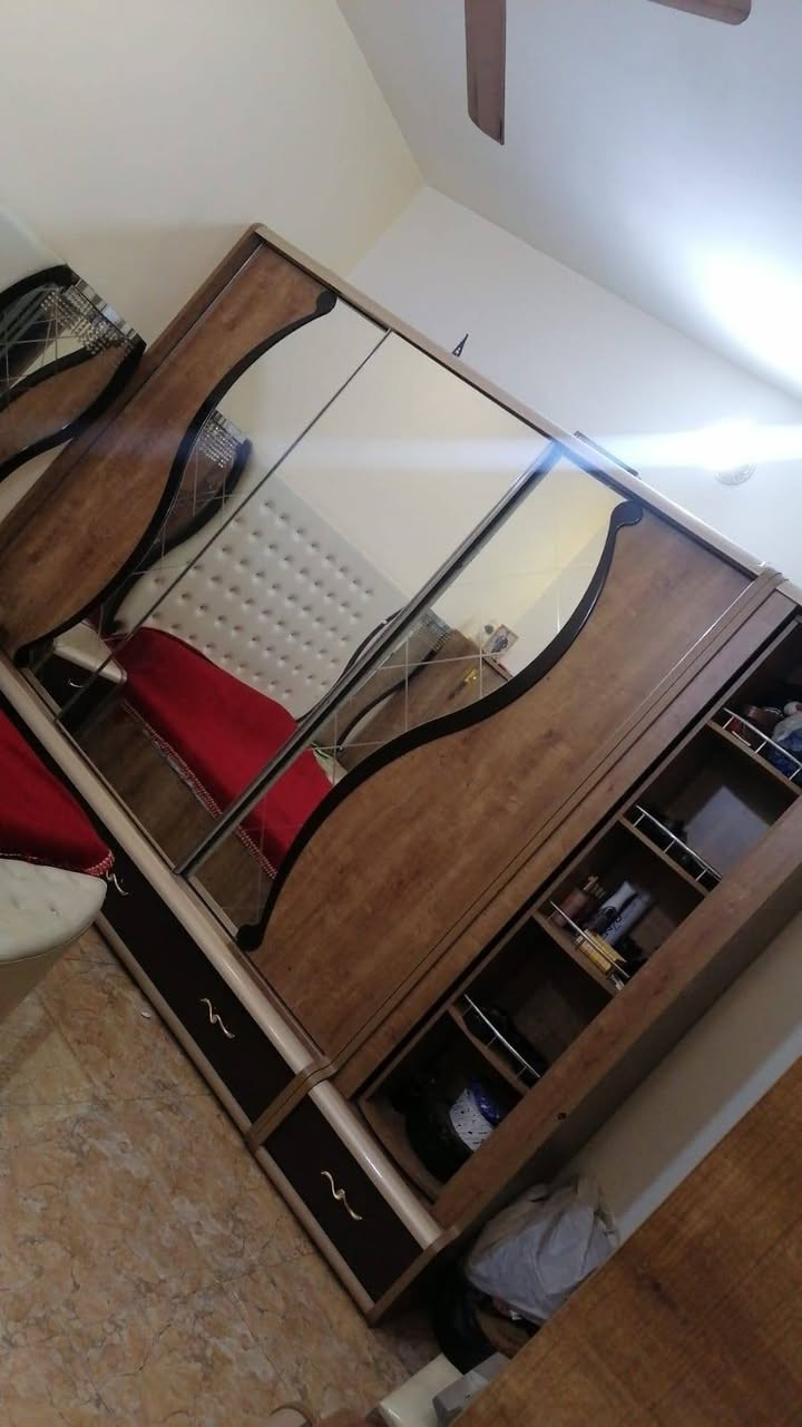 غرفة نوم كاملة درجة أولى افضل شي بتركي نضيفه جدا ١١ قطعة / السعر مليون و١٠٠ بغداد الجديدة تواصل خاص


**إذا كنت صاحب هذا الإعلان وتريد حذفه لأي سبب، رجاءا أرسل رسالة إلى الدعم الفني**