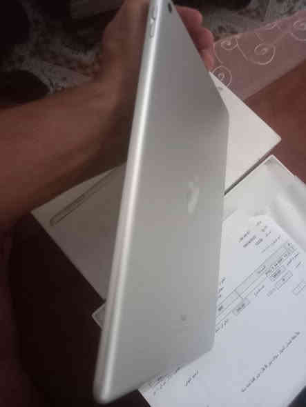 سلام عليكم ايباد 9 مستخدم ع ايد وحده 60فريم جهاز نضيف كارتونه وشاحنه مالته كامل سعر 250
/***********
