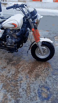 للبيع ستوت موديل 2022 مكان الموصل  حي القاهرة 
السعر مليون وربع 
توصل عل الرقم ***********
