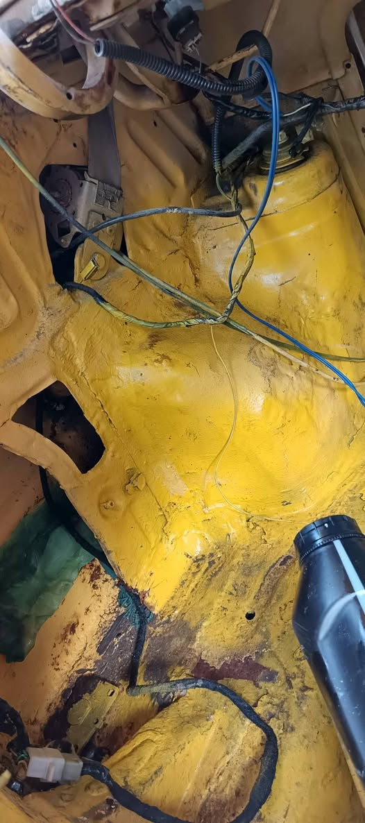 السلام عليكم سايبه 2015 حداديه جديده شوالصي نص عمر جيه مكينه حلوات سياره خير من الله اللي يحب يتصل بي***********
