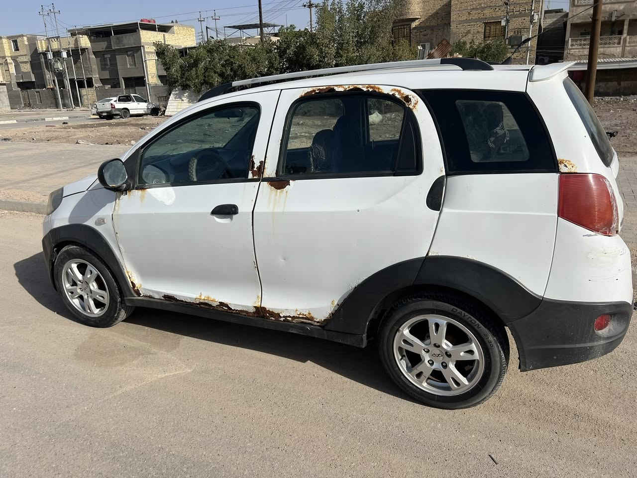 سلام عليكم
من رخصة الادمن 
للبيع سياره شيري صيني الون ابيض موديل ٢٠١٣ 
رقم بصره الماني مشروع وطني
سنويه ما منتهيه بعده سياره جاهزه نكره سلف 
مكينه كير حداده تبريد كامله البدي بي خياسات شوف العين
السعر ٢١ وبيه مجال الشراي يتصل ويدلل والما يعجبه المنشور يعبره ويدعينه بالرزق والله يرزق الجميع
العنوان البصره
رقم الهاتف ***********
