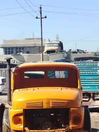 توك توك • مكنسة بلدية • نجف