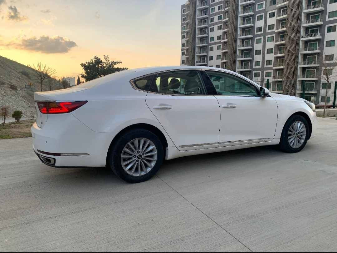 1_كيا كادينزا خليجي  2018 فول مواصفات 
2-كير محرك كبس ضمان شركة ممفتوخ
3-حجم محرك 3.3. ستة سلندر V6
4-سيارة خليجي 4قطع بغ بدون داخل بدون ارباك بدون دواخل سيارة نضيف خليجي 
5-ماشي سيارة 200الف كيلومتر 
6-سحر سيارة 168مجال قليل
7-تحويل وكالة نفسي اليوم *********** أربيل, العراق
