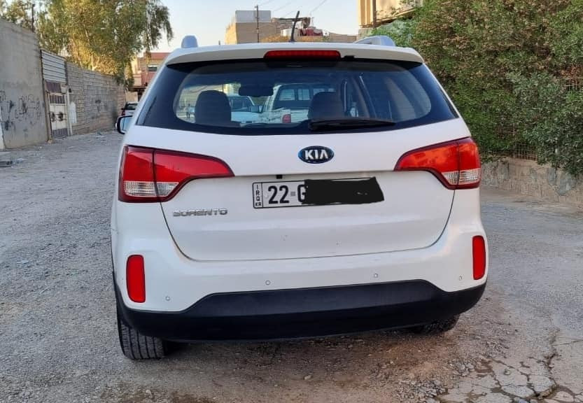 سلام عليكم كيا سورينتو للبيع او مراوسه ويا سنترا كورلا كيا سبورتاج حسب قناعة،، سورينتو موديل 2015 كلين بدون صبغ بيها كم ملاحظ صغير محرك 24 مفتوح شرط فحص سنويه جديد بسمي بيها دفتر بنزين سيارة فول مواصفات بس بدون فتحة مكاني كركوك او اتصال *********** خاص مفتوح سعر 170 بيها مجال ، كركوك, العراق
