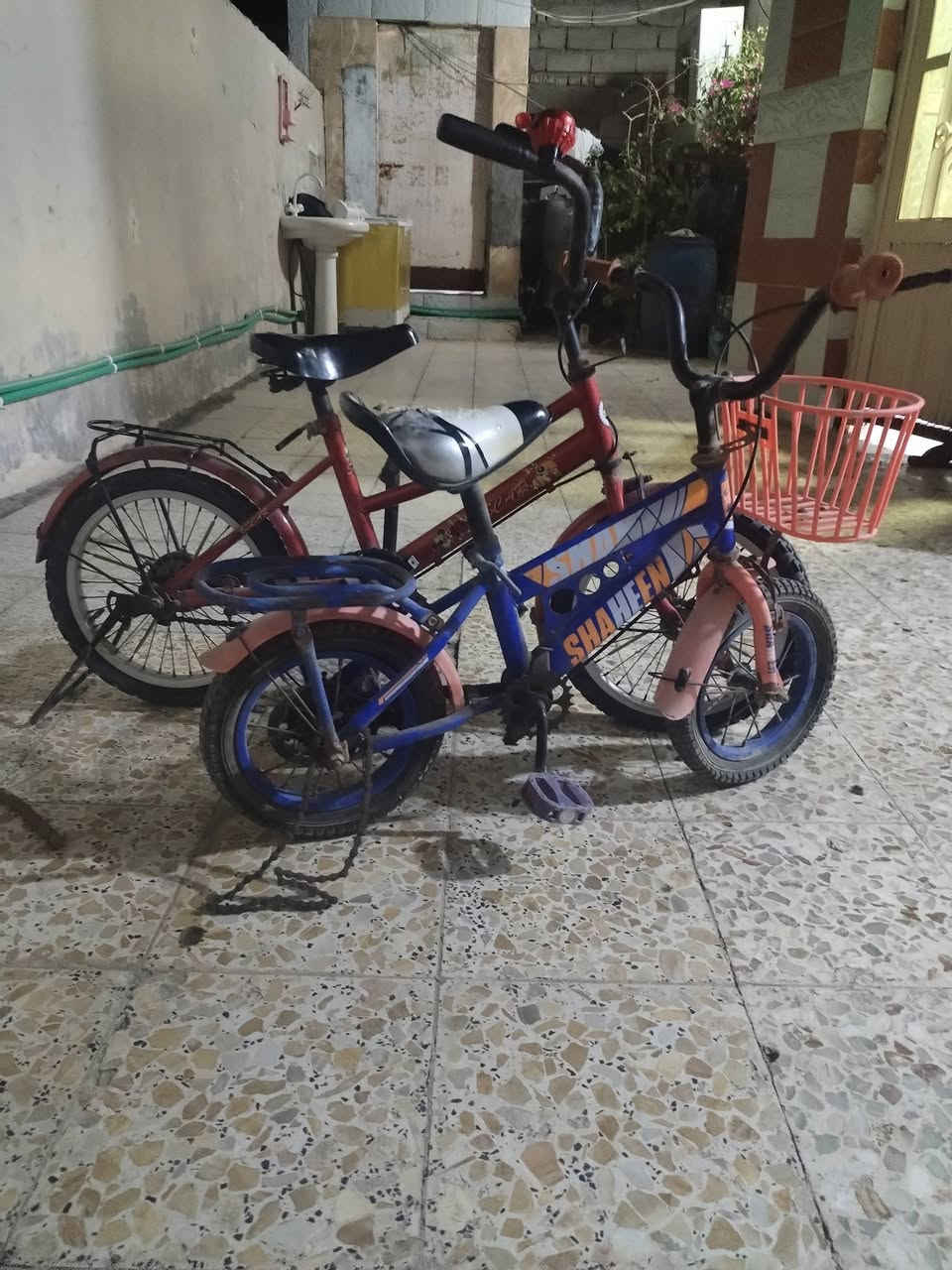 بيسكلات البيع زغارسعرهن (2)25الف وجبير 20الف عنوان قضاء المجر الكبير تصال على رقم ***********
