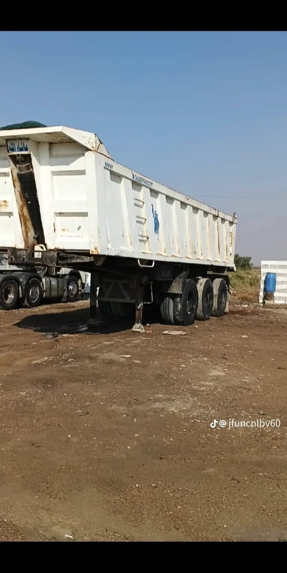 السلام عليكم
البيع عربانه ماموت حداديه 3دنكير م32 موديل 20 
***********
***********
