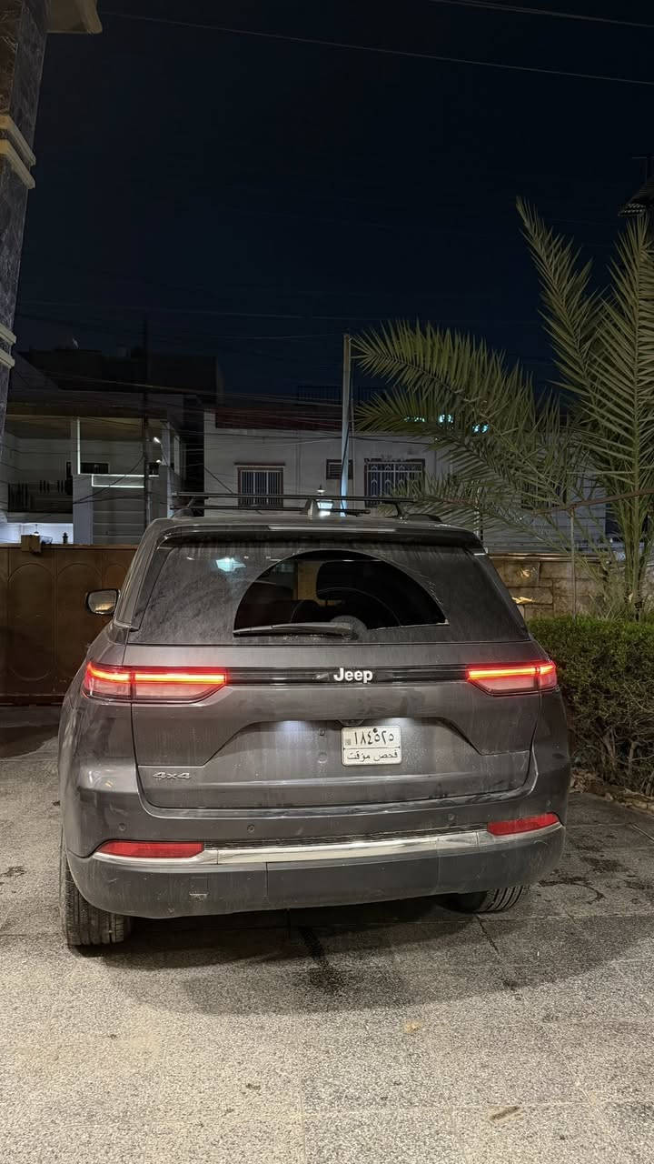 السلام عليكم 
جيب لاريدو 2024
ماشيه 12 ميل 
مواصفات 
كشانه كهرباء 
بصمه 
فتحه 
رادار تفاعلي 
مثبت سرعه 
بيهه شبر صبغ 
لايتات لد
للاستفسار: ***********
السعر 30 وبيها مجال 
شهداء السياره
