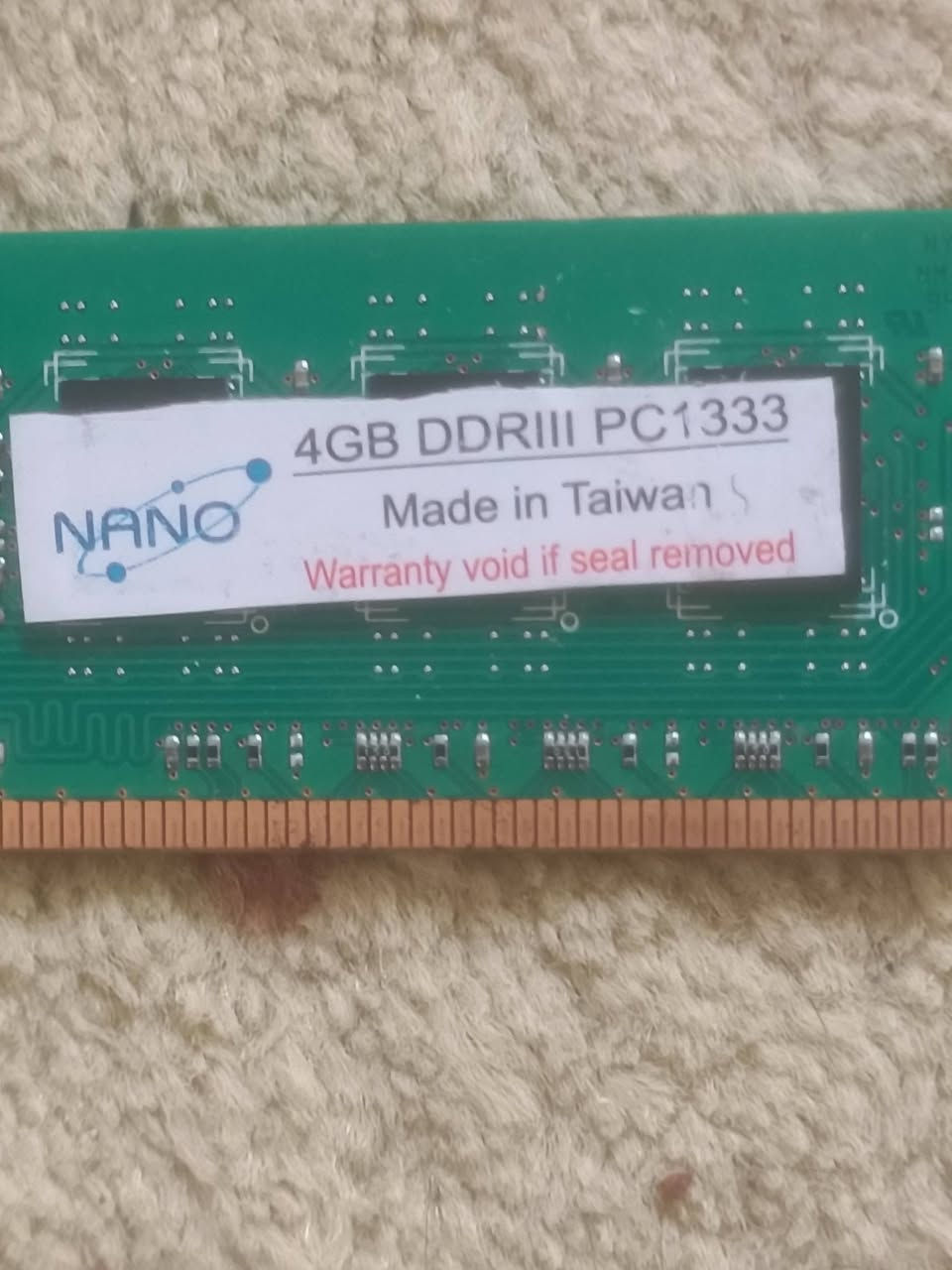 المجموعة للتبديل مقابل لوحة DDR4 
الوحة البيضة تشتغل لاكن من بدلت المعالج اتلخبط
الوحة السودة لم يتم الفحص لعدم توفر معالج


**إذا كنت صاحب هذا الإعلان وتريد حذفه لأي سبب، رجاءا أرسل رسالة إلى الدعم الفني**