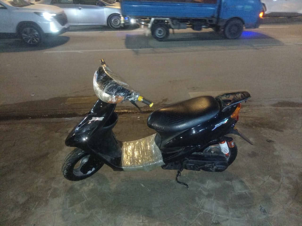 عصفوريه جديده سلف وهندر شلعه معدل كهربائيات كلها شغاله السعر ٣٠٠ وبيها مجال بسيط السكن البنوك الاتصال *********** بغداد, العراق
