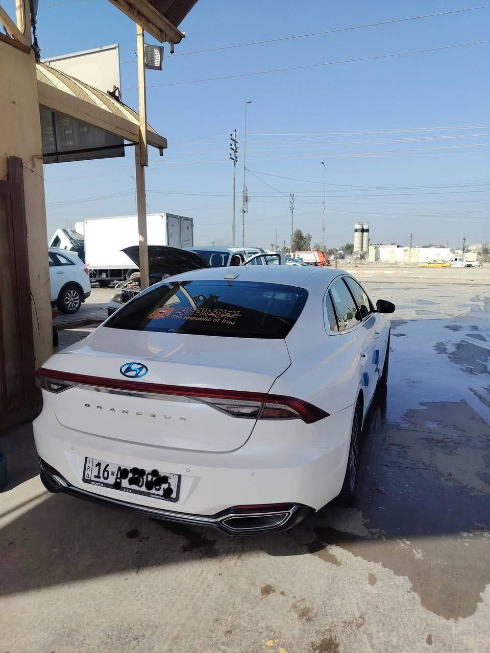 هونداي كراندر
موديل 2023
فول مواصفات
عدا البنرياما
رقم قادسيه نكليزي
مدوار ثاني يوم
برادات بلاديه
تحكم سترين
كشنات كهرباء تدفاء تبريد
  محرك 6سلندر غازز
شاشه لمس
بصمه
تخم تاير جديد
بيها ثلاث قطع
مع السونار
السعر 195 وبيها مجال
العنوان الديوانيه
للاتصال علئ الرقم
***********
***********
