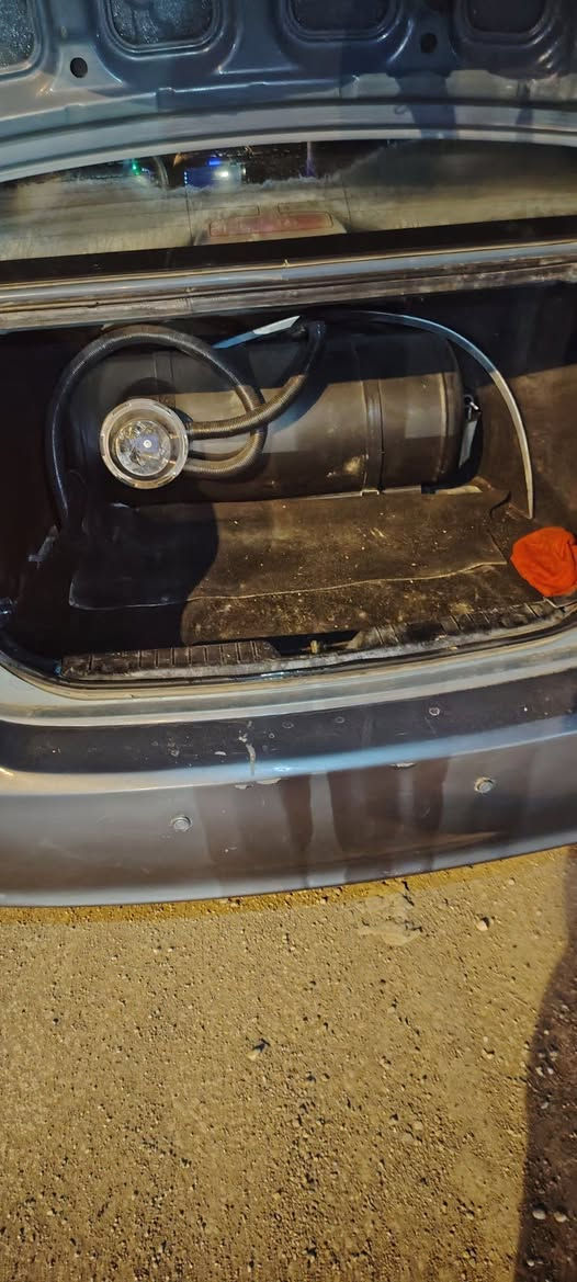 السلام عليكم 
الانترا كوري للبيع مصبوغه عام كير ومحرك نظاف منضمومت غاز السياره جاهزه وبسمي شرط التحويل السعر اتصال الرقم 
***********
***********
