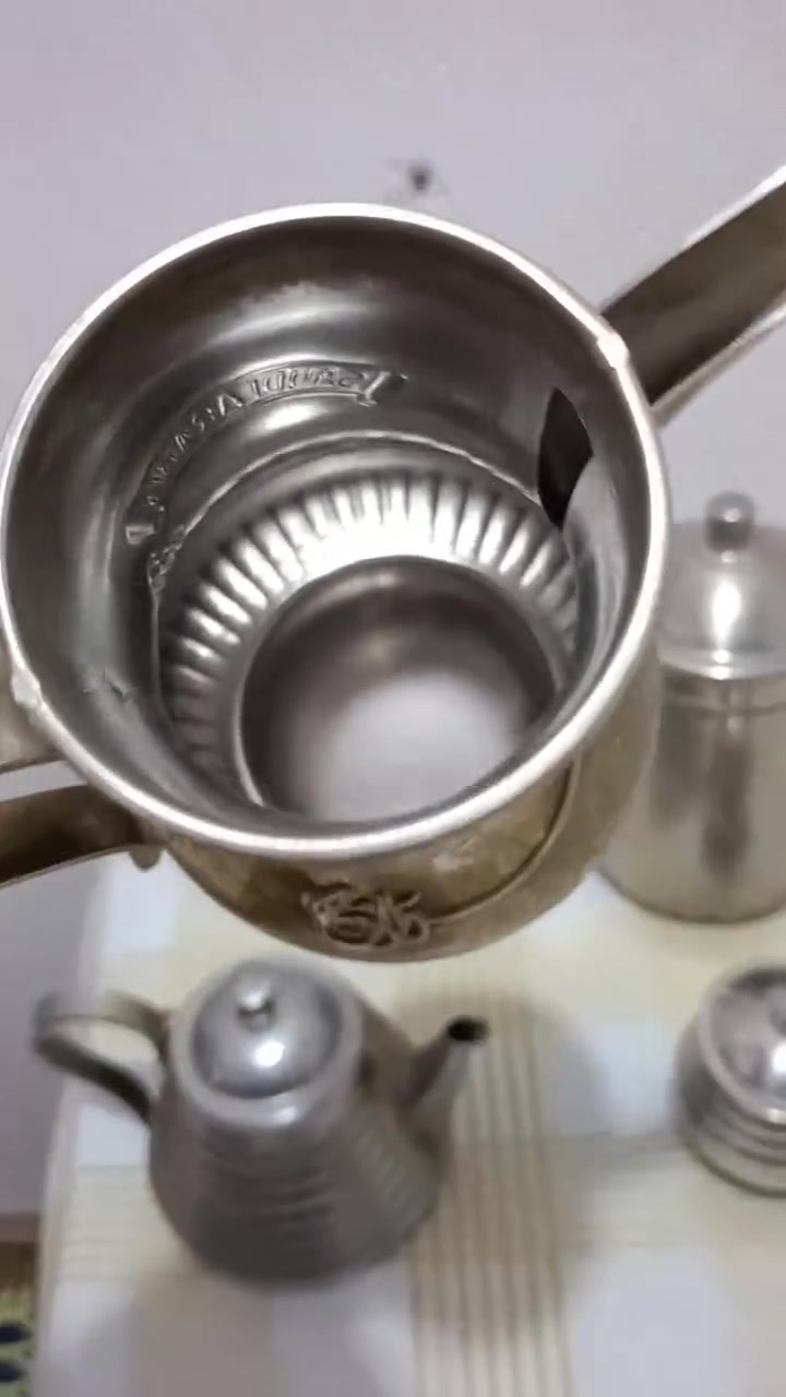 دله ومفوار  وقوري  وشكدران 
باله كويتي اصلي  صناعه
ياباني وكوري السعر خاص لطفا


**إذا كنت صاحب هذا الإعلان وتريد حذفه لأي سبب، رجاءا أرسل رسالة إلى الدعم الفني**