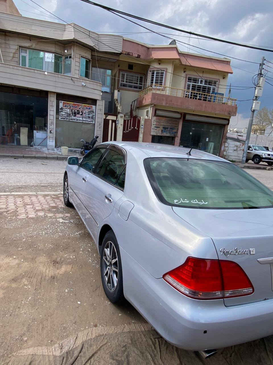 بەناوی خوای،گەورە.
توێتا کراون شاهینە ٢٠٠٥ بەحری بەسمە رەش بڕاوە  ١٨٢ بۆ فرۆشتن ناوزەرد دو دوگمە سوکان کارەبا مشت لێکزس لایت ناوچەی کوێر  گێڕو مەکینە بەشەرتی ١٠٠ فیتەر برێکی بەستراوە کونی گەرمی گیراوە کامل مەسروف کراوە  نمونەیە لە جوانی و پاکی ناوو دەری یەک لەیەک جوانتر تەقەو ڕەقە بەشەرت کارەبایی و تەبرید ساردو گەرم و لەمس و شاشە و کامێرە بەشەرت ئاوێنە شەفت بێ چاڵ و شوخت چوار تایە و ویلی لۆک لۆکی بۆ بەستراوە پێش و پشتی کەپسە دەعم و لێدراویی بە گیانیەوە نیە سەقف و حیزام بەشەرت  ماڵی دۆستە بێمەسروفە و تنوتۆڵە تەنها لە سایەقێکی کەمە قیست و قەرزم نیە گۆڕینەوەم نیە تەنها فرۆشتنە 

نرخ:٤٨ گەڵا و معامەلە
شوێن:هەڵەبجەی شەهید
ژمارەی موبایل:***********
تب: ڤایبەر و وەتسئەپی لەسەرە
