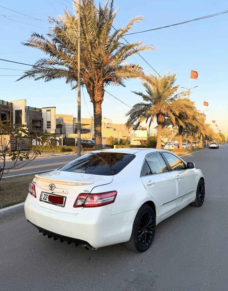 كامري 2011 خليجي GL
بيه صبغ 4 قطع 
محرك 4 سلندر 
سياره جاهزه ونضيفه مابيه اي نقص 
رقم اربيل تحويل مباشر 
رقم وهزه جديد 
مكان سياره سيديه 
سعر 94 
***********
