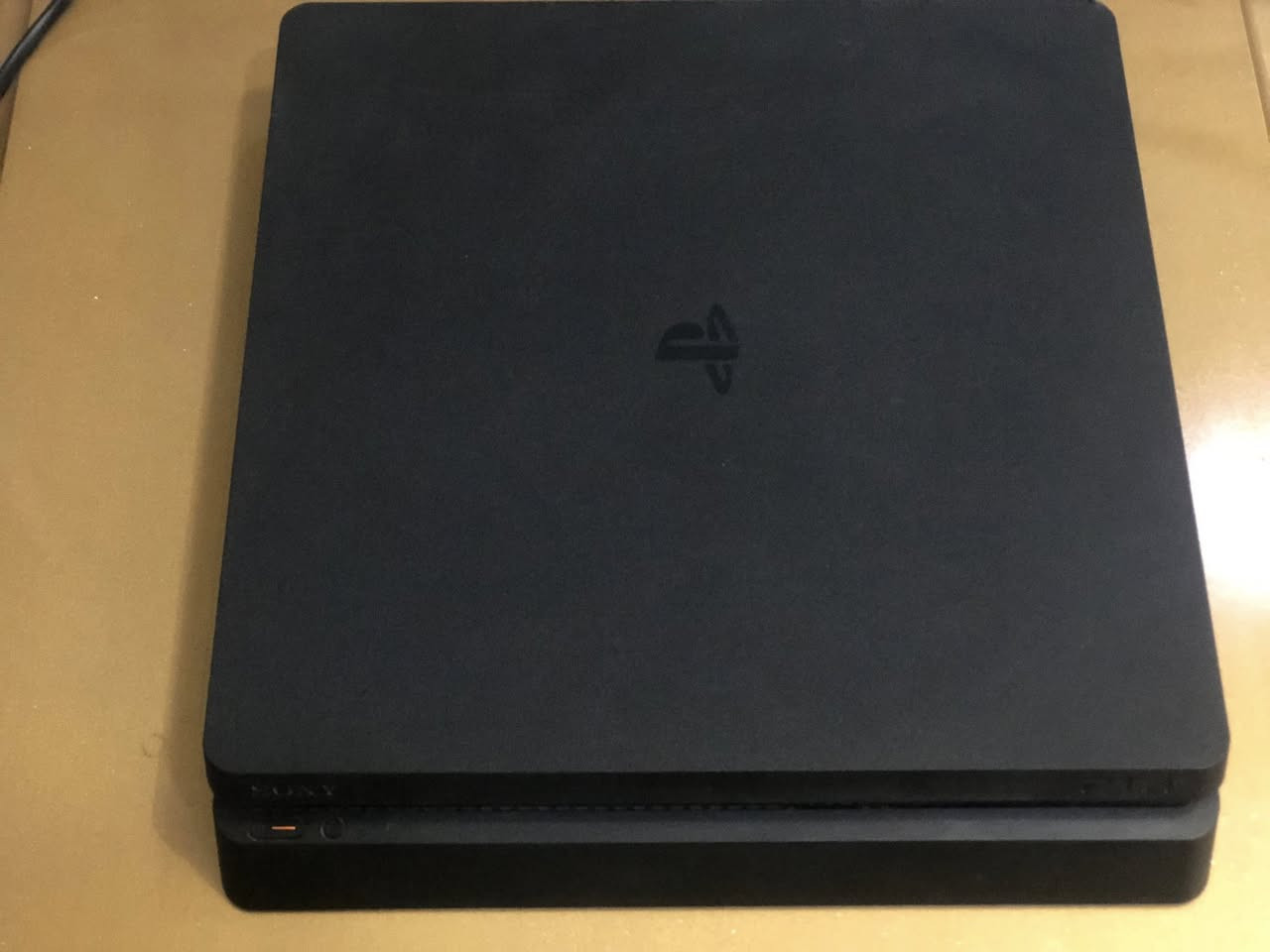 السلام عليكم
بلي فور 4 (سلم) للبيع بي يدتين (جويستكين) 1 قرص والالعاب الي داخل البلي ٣

القرص 
‏God of war 4

اما الالعاب الي داخل البلي هي:

‏efootball بيس 2026

‏Rocket League

روبلوكس
وكم لعبه بعد

مساحته 1000 كيكا (1TP)

جهاز نضيف ومامفتوح  

السعر 420 وبي مجال 

التواصل خاص


**إذا كنت صاحب هذا الإعلان وتريد حذفه لأي سبب، رجاءا أرسل رسالة إلى الدعم الفني**