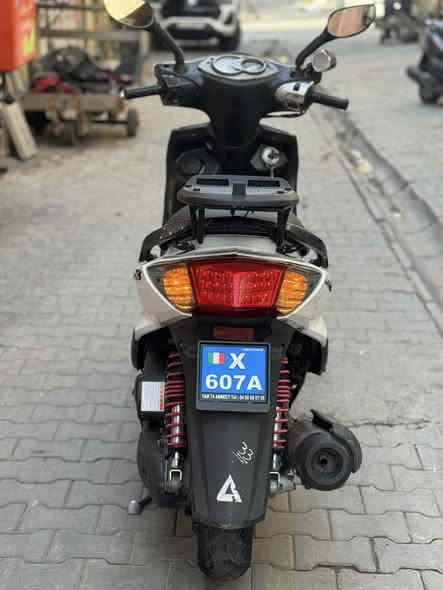 للبيع دراجه سكنس فحل نوزل خطين دراجه جديده مال رمبه مكفوله كفاله عامه شلعه معدل خير من الله دراجه مال بيت الله شاهد مكينه مكفوله كفرات اصليه ماشيه 24 مكان بغداد الكرخ السعر 750 والاستفسار ***********
