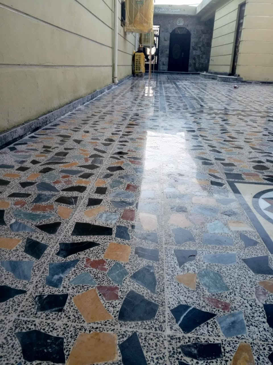 سلام عليكم جلي موقعي جلي مرمر كرانيت بورسلين موزاييك كاشي قديم جديد شغل درجه اولى رقم الهاتف ***********. شغل بغداد فقط
