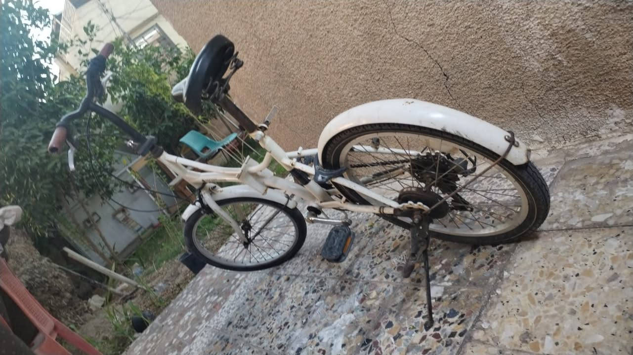 بايسكل ابو الطبكه ياباني تنزيل حاوية عكرب ٧ نمر + حساس 
بلادي ممبدل بي أي شي السعر: 90وبي مجال 
العنوان بغداد حي العامل
للتواصل ***********
