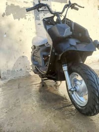 فراشه لبيع دراجه شغاله وما عايزه شي كهربائيات كله شغاله سلف تايرات جدد...