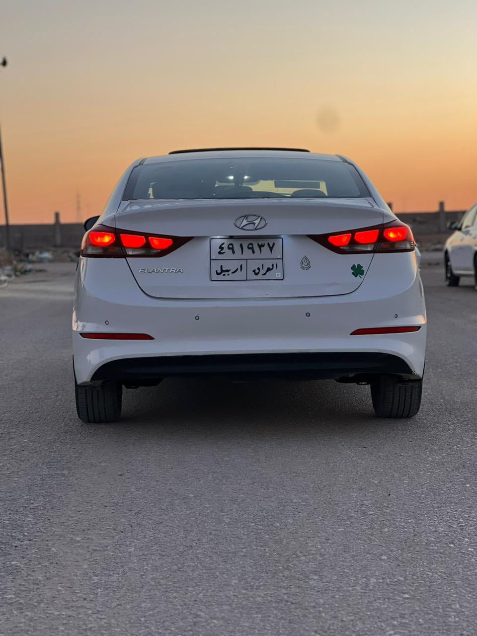 السلام عليكم 
للبيع النترا 2019 خليجي سوبر فول 1/1
رقم اربيل الماني وكاله وتحويل اليعجبك 
السياره كفاله عدا الجاملغ الامامي مبدل 
بلاد والباقي كفاله السياره احلى من الصور 
كله جديد تراي زيرو جاهزه من كلشي 
السعر 136 وبيها مجال الشراي يتصل *********** مكاني النجف الكوفه
