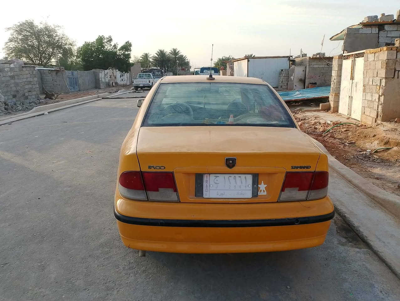 سلام عليكم سمند موديل 12 رقم بغداد مالكها دوانيه يمي مصفره هيهه وغرامات بيها فقط جوملغ امامي معمر نفسه كير محرك ع فحص تبريد ما يشتغل تخم تاير جديد باتري جديد كهربايات كلها شغاله سياره حلوه ونضيفه ومال شغل سعر 28 وبيها مجال بيع مستعجل مكاني دوانيه مركز وهاذه رقمي ***********
