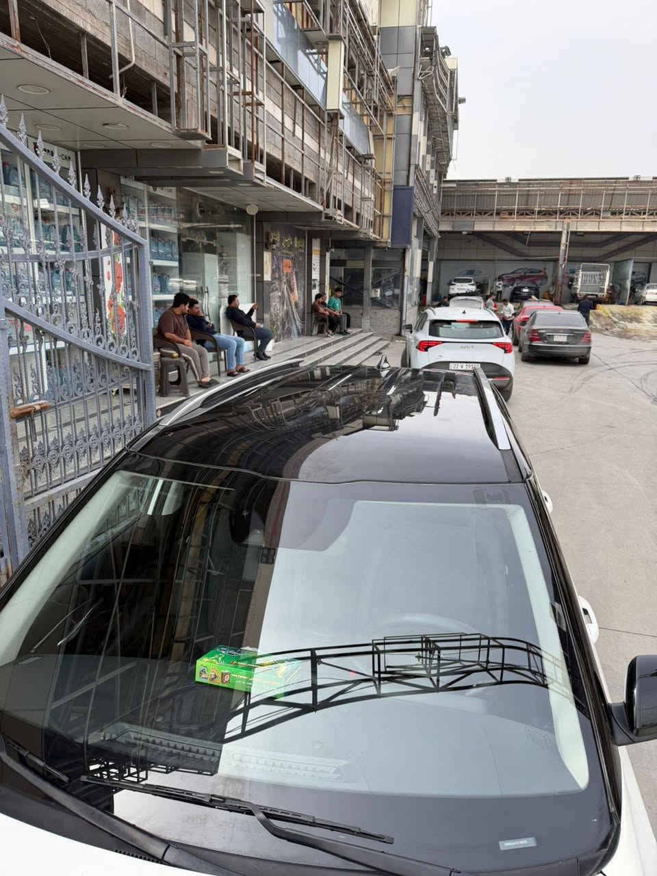 كيا سليتوس مديل 2025 
وارد امريكي مكينه 2000 دوش 
فول مواصفات عدى الفتحه تبديل جاملغ وبنين بدون ايرباك صور الحادث موجوده بالمنشور السياره ماشيه الفين فقط نضيفه جدا 
حره بدون رقم ب اسمي دخول جديد السعر ١٨٠ وبيها مجال 
*********** متوفر واتساب البصرة, العراق
