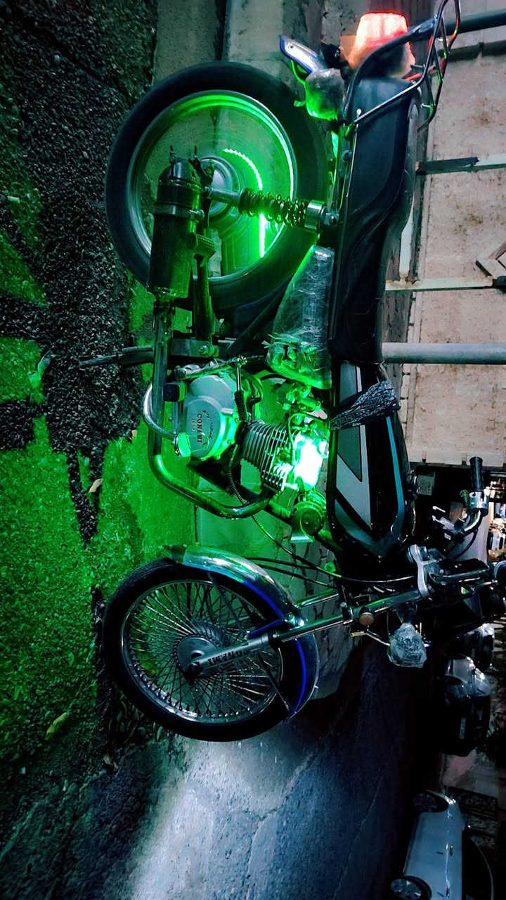 ميتور بارت 2016نضيف اربع غيارات كامل اوراقه 500الف وفي مجال لتواصل ***********
