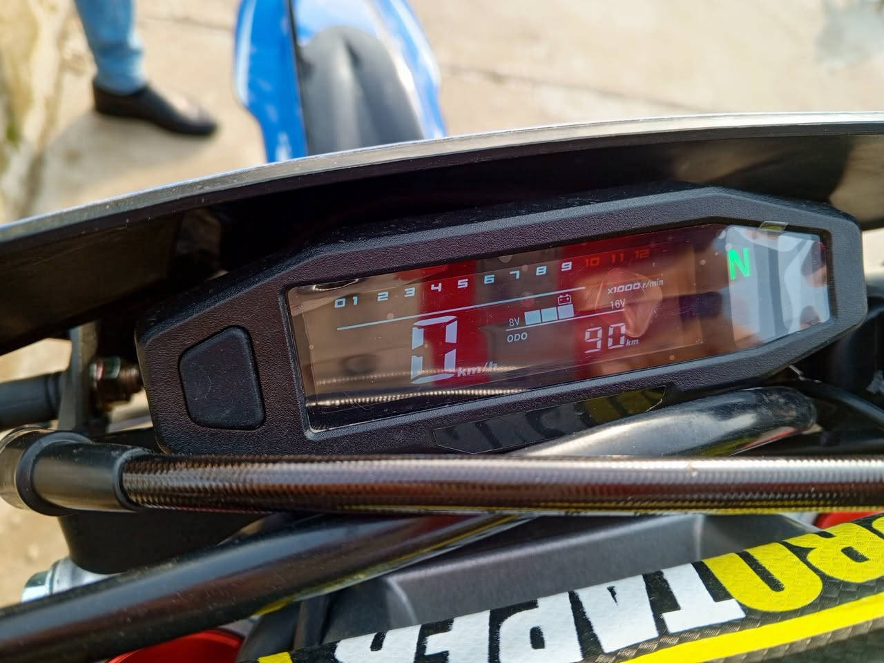 akr
بۆفرۆشتن لۆک پاکەتی نرخی ۱۰گەڵاقوفڵی مەعمەلەی نیە ۹۰کیلۆمەتر ڕۆشتوە شوێن سەیسایەق ***********چواروەلفە
