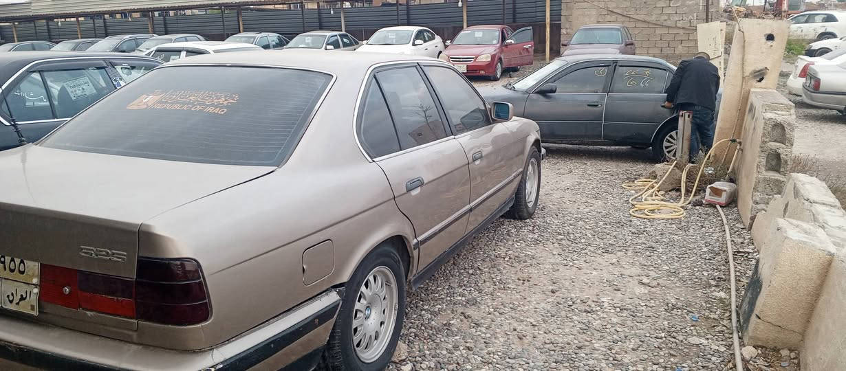 سلام عليكم بي ام حجم 525 كير عادي تبريد شرط تحويل وكاله غرامات 750 الف ينزل من السعر شرط عام جماليا بيدون معجون سعر 35 مجال

***********

***********
