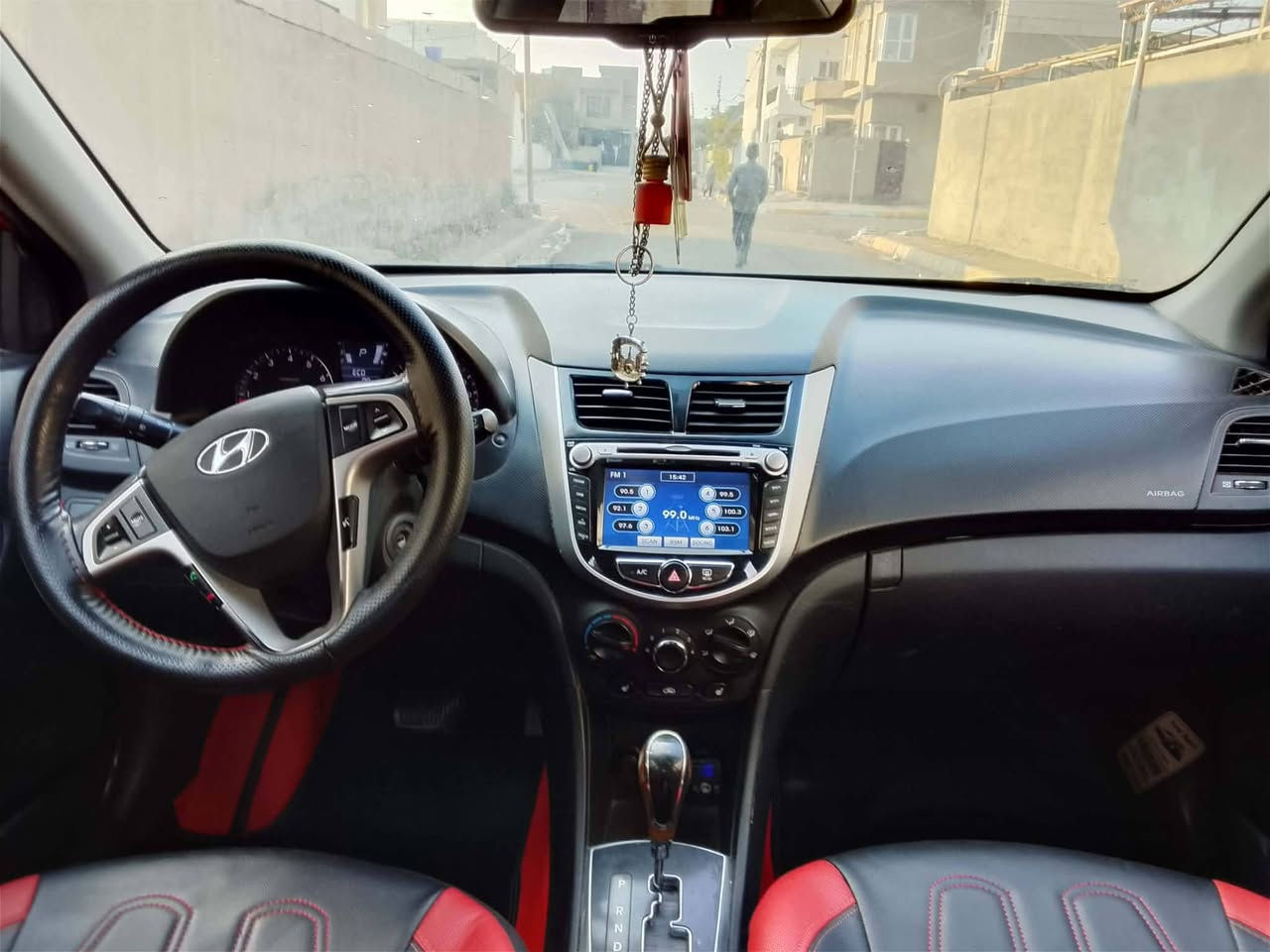 سلام عليكم اكسنت 2011 مضلع كلين كفاله عامه من ضرر وتبديل  للبيع مشروع وطني بسمي شرط تحويل  سياره كوري باي كوري
مواصفات 

اربع جام كهرب 

تحكم ستيرن مرايات شفط 

تدفه كشنات قفل مركزي 

 محرك 16

كشنات جلد رياضي 

عنوان كركوك ***********
