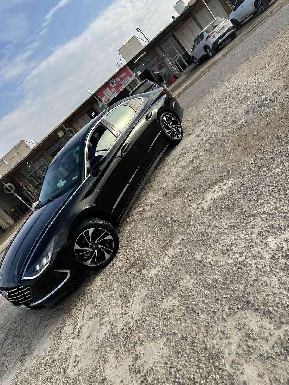 اقرأ التفاصيل كامله
***********

السلام عليكم ***********

سوناتا 223وارد امريكي سياره جديده مكينه 2500وكير وحداديه وتبريد كفاله  مواصفات  عاديه رادارات امامي خلفي +لد نهاري +تحكم ستيرن جهتين +كامره خلفيه  سياره معوقين اكرر معوقين سنويه 2030سياره  حادثها جاملغ امامي فقط. بدون دواخل بدون ايرباكه مكفوله كفاله عامه مكان بغداد محموديه سعر ١٦٥وبيها مجال قليل
