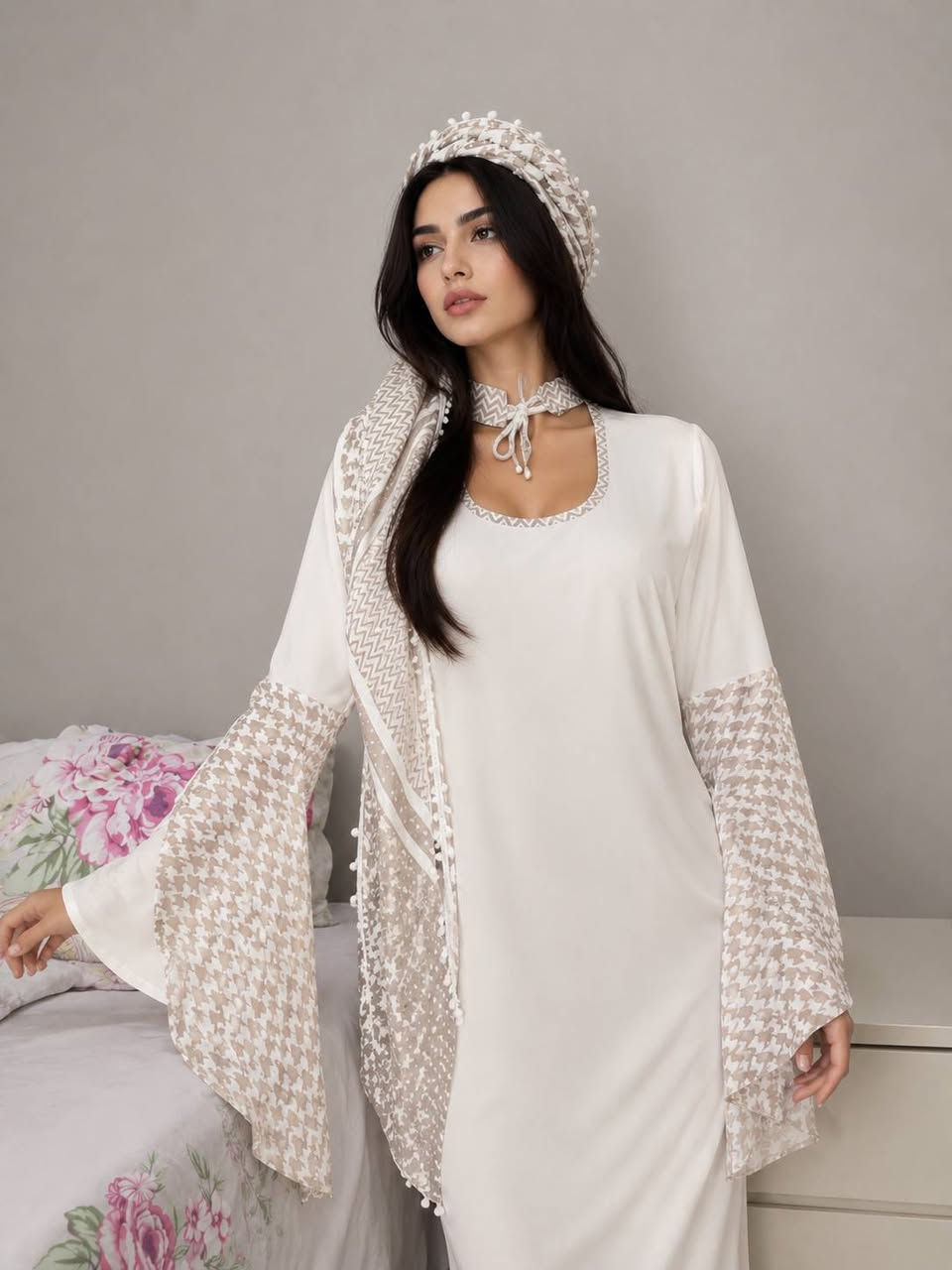السلام عليكم. خياط. حسب الطلب للاستفسار تواصل عل رقم ***********
