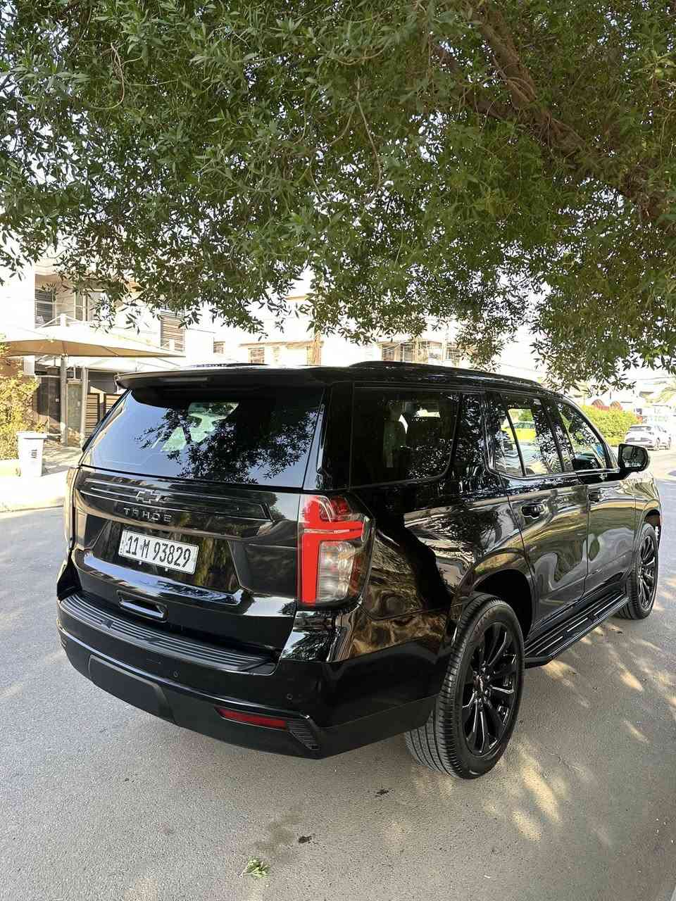 السلام عليكم
تاهوls 2023
ماشيه 98الف مايل مكفوله كفاله عامه 
دعاميه برايمر ويل برايمر اصل مواصفات lsمعروفه 
مكاني بغداد السيديه 
السعر 448وبيها مجال بسيط
***********
