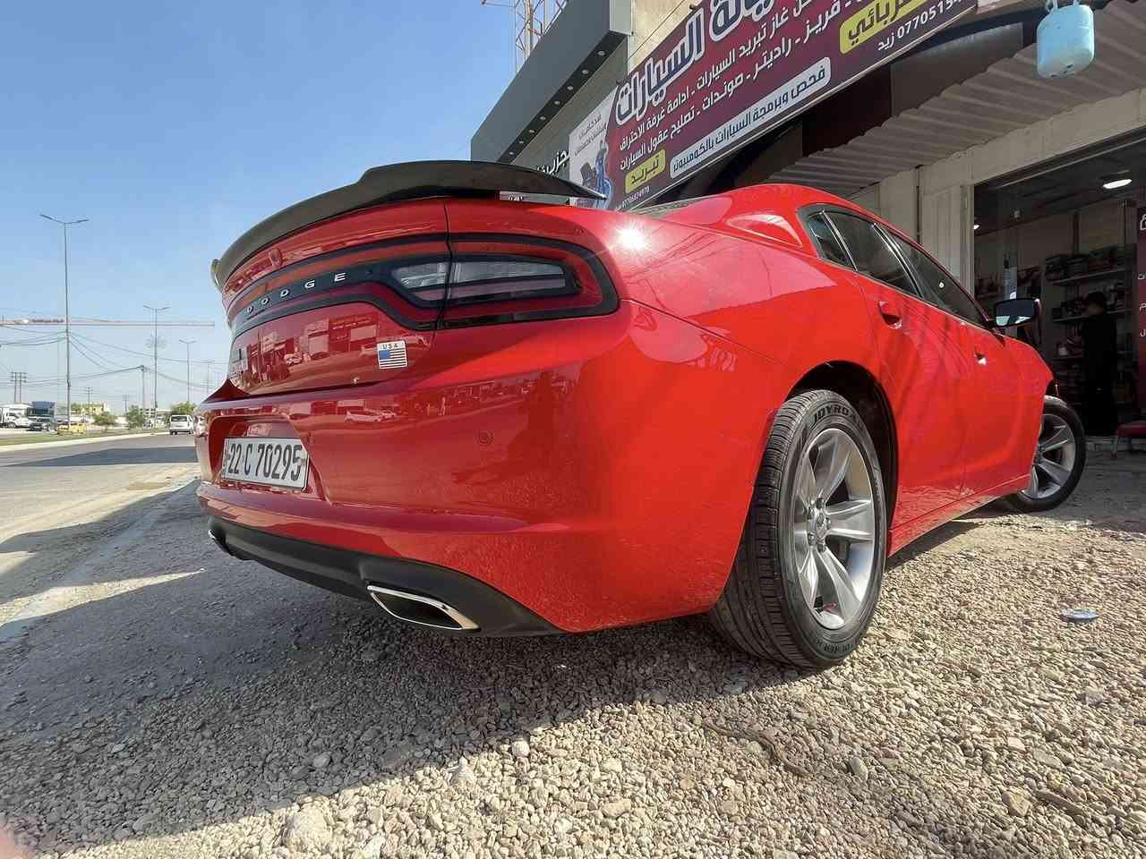 السلام عليكم 
2021 
جارجر للبيع او مراوس بتاهو 
خليجيه كفاله عامه حته الدعاميات 
مواصفات عاديه sxt 
حساس 
كاميرا دواره 
بصمه 
كشن كهرباء 
تشغيل عن بعد
شاشه وسط 
جديده كل نقص مابيها 
بيها pdr بخشم الجاملغ ممبين اصلا 
لايت عدسه زنون 300 الف شديته
مكاني كربلاء 
ماشيه 79 كم
السعر 250 بيها مجال جدا قليل
***********
