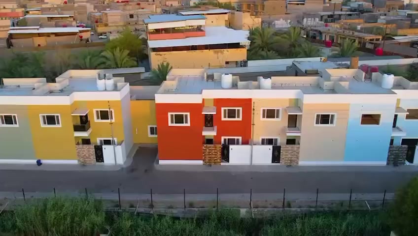 فرصة مميزة لامتلاك بيت حديث في شط العرب / الصالحية – شارع الصالحية العام.
وحدات سكنية بتصاميم عصرية وبناء عالي الجودة مع بنية تحتية متكاملة وخدمات داخل المجمع.
البيت طابقين ويحتوي على صالة، مطبخ، 3 حمامات و2 منور، والمساحات تبدأ من 140م² وأكثر.

💰 الأسعار (الدفع نقداً):
▪️ 4 غرف نوم: 170 مليون
▪️ 5 غرف نوم: 183 مليون
▪️ 6 غرف نوم: 195 مليون

📐 4 غرف نوم – مساحة 200م²
💰 السعر: 200 مليون

✅ استلام فوري

📩 للتفاصيل والصور: واتساب
📞 
***********
***********

#البصرة #شط_العرب #الصالحية #مجمع_لؤلؤة_الصالحية #عقارات_البصرة #بيوت_للبيع #دار_للبيع #سكن_راقي #استثمار_عقاري #مشاريع_سكنية #العراق #بيوت_العراق #Basra #BasraRealEstate #RealEstate #بيت_للبيع #عقار #منازل #شراء_بيت #عقار_البصرة

wa.me/9647700006973

مجمع لؤلؤة الصالحية السكني
