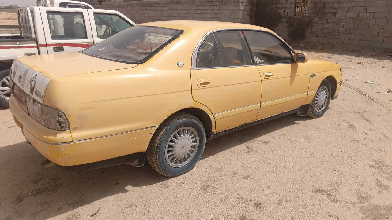 سلام عليكم سياره بطه سنويه عاج راعيها موجود مكينه كير ثنين ونص دواخل حلوه لا كص ولا نقل فقط كهربئيات شغاله المراوس حسب قناعه وبيع ب 28 مستعجل ع بيعته رقم الهاتف مكاني بصره ‏‪***********
