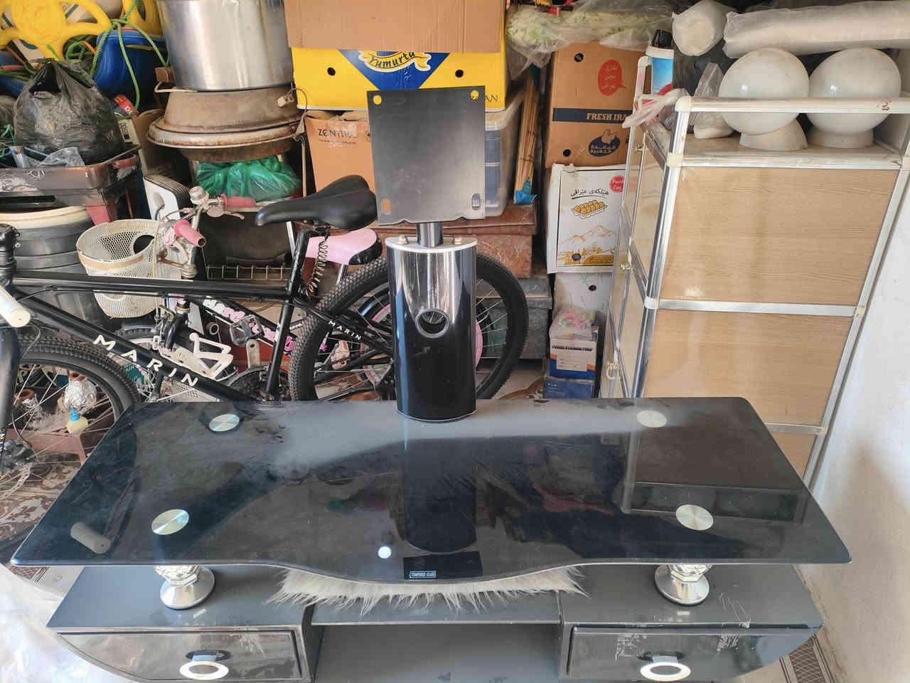 السلام عليكم ميز تلفزيون زجاجي نظيف حيل مابي جلخ السعر 40 وبي مجال مكاني حي فلسطين تواصل ***********
