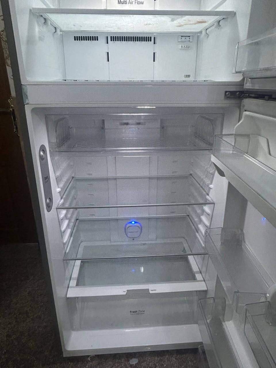 ثلاجه للبيع نوع LG p
جديده ونظيفه مابيها اي شي
السعر ٧٠٠ الف
للاستفسار مراسله الرقم
***********
