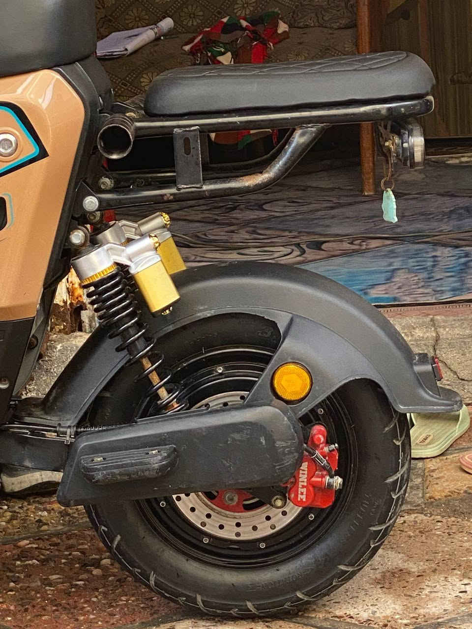 السلام عليكم اخوان دراجة R9 مديل 2025 بصمة سويج وكارت دراجة جاهزة من كلشي وحلوة تايرات جدد وعدد البطاريات 5  الدراجة ما متعوبه مال طالب مدرسة بس ما عدا بطاريتين فقط كاعدات السعر 400 وبيها مجال


**إذا كنت صاحب هذا الإعلان وتريد حذفه لأي سبب، رجاءا أرسل رسالة إلى الدعم الفني**