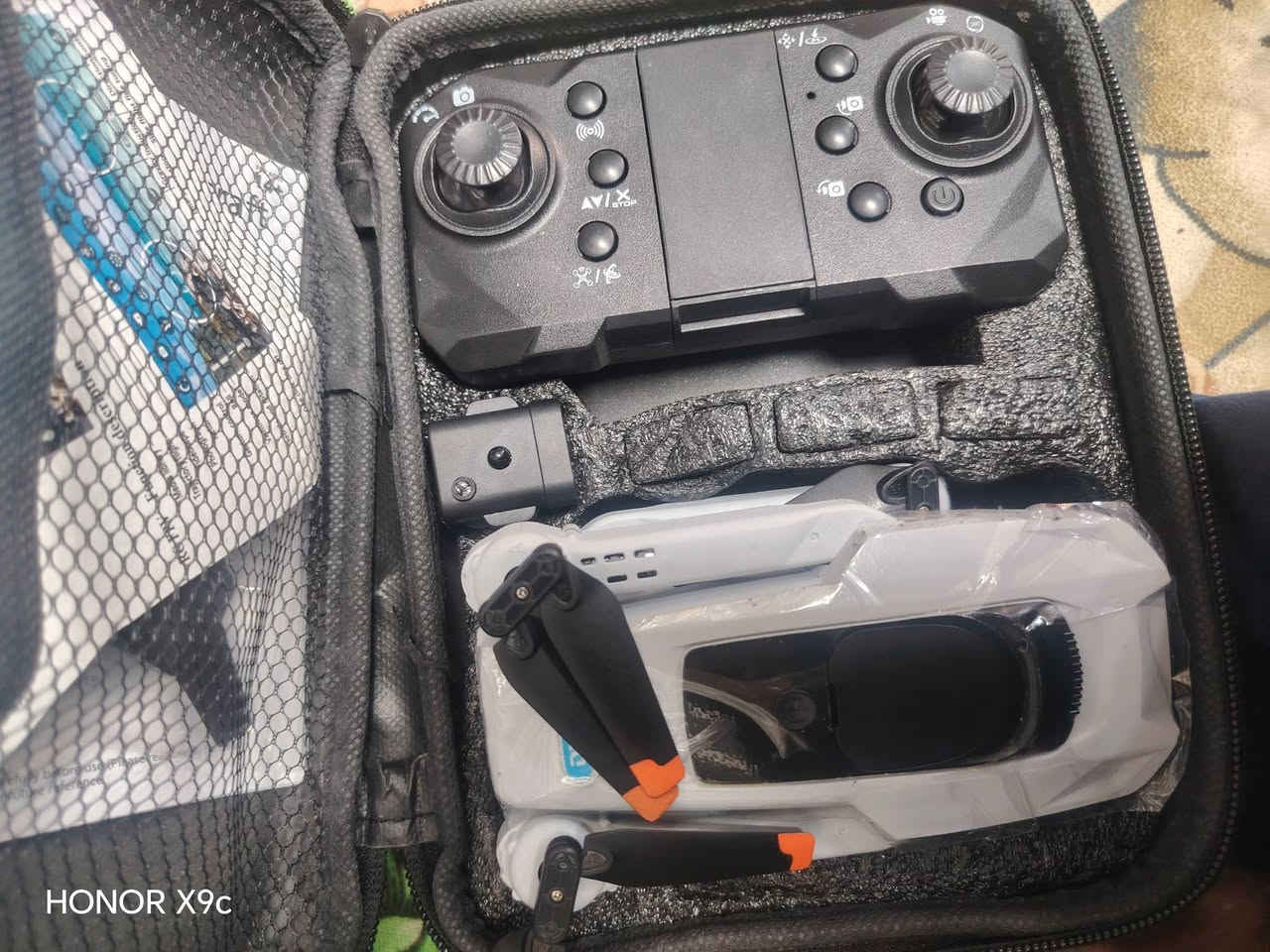 كلهم ١٠٠  الف مع التوصيل ملاحظه البرتقالي طايره مرتين


**إذا كنت صاحب هذا الإعلان وتريد حذفه لأي سبب، رجاءا أرسل رسالة إلى الدعم الفني**